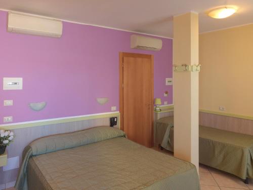 Hotel Arco Romana - image 8