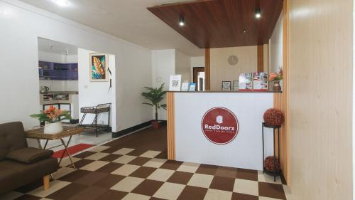RedDoorz @ Socor Pension House Iligan City - 로비