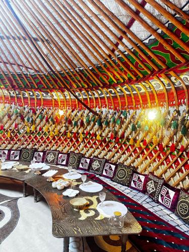 Ethnochill Karakol yurt camping in คาราคล