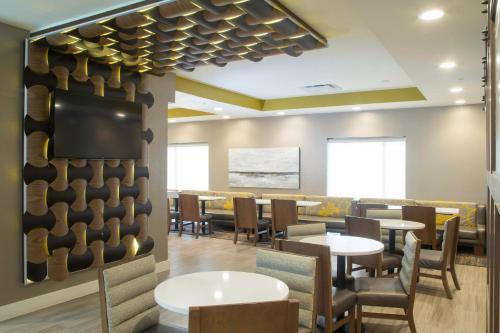 TownePlace Suites by Marriott Oxford - image 6