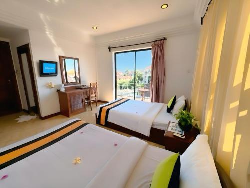 VPlus Hotel Room Type - Superior Twin Room