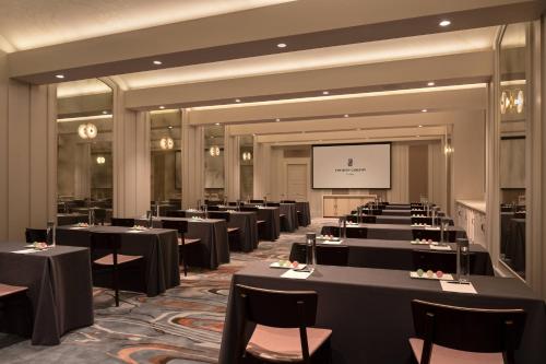 629866601 The Ritz-Carlton, St. Louis
