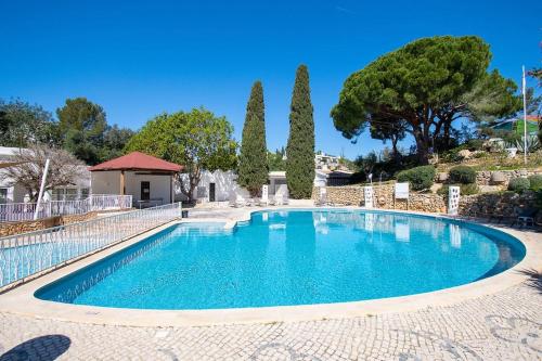 Swimming pool, C63 C63 Quinta do Paraiso in Carvoeiro City Center