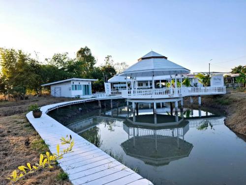 Surrounding environment, บุรีสอร์ต บุรีรัมย์ Burisort Burirum in Huai Rat