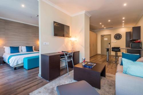 One Bedroom, 1 Bedroom Apartment, 1 King, Sofa bed room in Protea Hotel Gaborone Masa Square