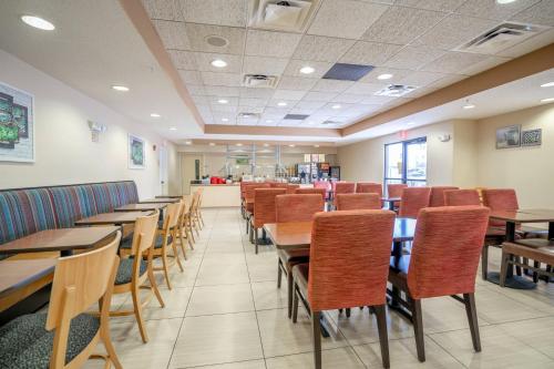 TownePlace Suites Rochester - image 13