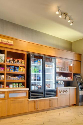 SpringHill Suites by Marriott Lawrence Downtown - image 11