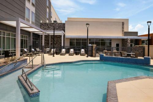 SpringHill Suites by Marriott Midland Odessa - 수영장