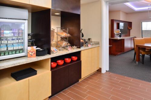 TownePlace Suites by Marriott Detroit Commerce - image 13