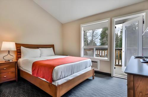 Mountain Surrounded Lodge in Harvie Height