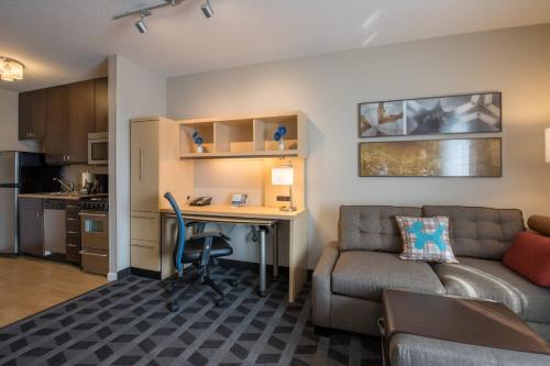 TownePlace Suites by Marriott Provo Orem - image 11