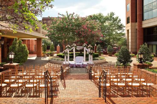 Sheraton Suites Old Town Alexandria - image 8