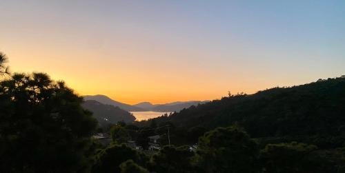 10 min a Valle ideal para familia o grupo de amigos in Valle de Bravo, Mexico