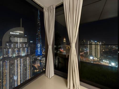 Kensington Lavish 3BR maid Full Burj View-Dubai Mall connect, Dubái (foto 8)