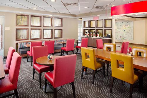 TownePlace Suites by Marriott Fayetteville N / Springdale in Johnson, USA