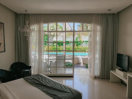 Casa Artista Pool View Room image 2