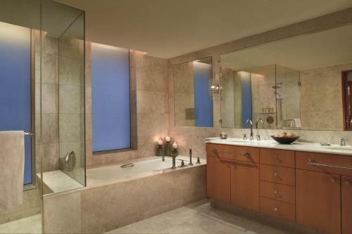 3 bedrooms, 3 beds