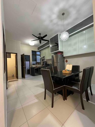 简 民宿 居銮绿园 J Home Kluang Indah 简 民宿 居銮绿园 J Home Kluang Indah