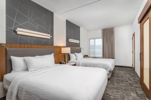 SpringHill Suites by Marriott Downtown Chattanooga/Cameron Harbor in Chattanooga, USA