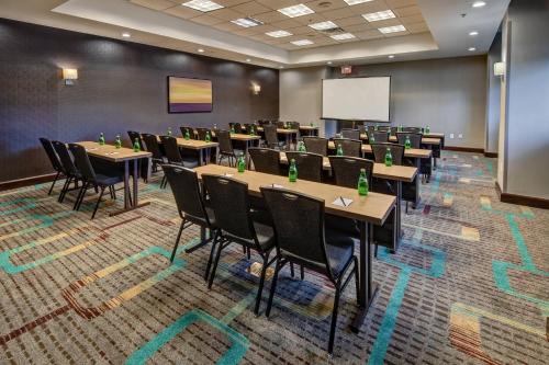 Residence Inn by Marriott Norfolk Downtown - image 10