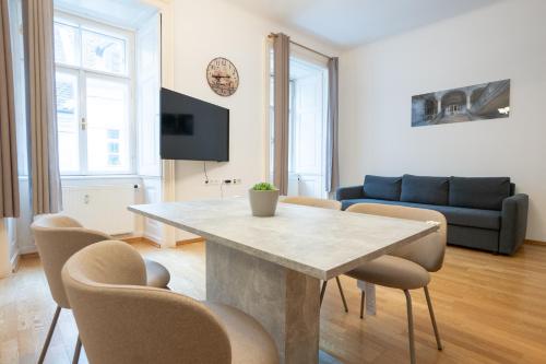 Cozy 1BR apartment near Opera - 24h self check-in, Viena