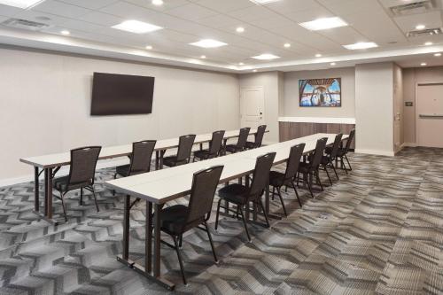 Residence Inn Richmond Midtown/Glenside - image 6