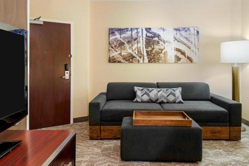 SpringHill Suites by Marriott Wheeling Triadelphia Area - image 10