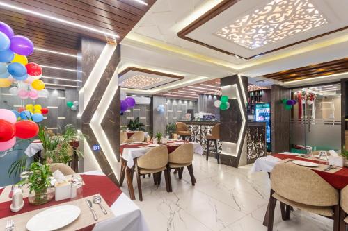 Restaurant, Airport Diana Hotel in Tribhuvan International Airport