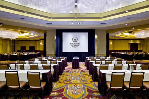 Ruang pertemuan/ballroom, Sheraton Springfield Monarch Place Hotel in Springfield (MA)