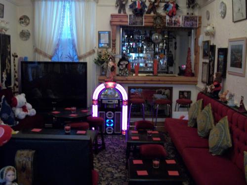 Guesthouse The Royale Hotel - image 13