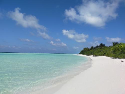 . Rattehi Inn at Rakeedhoo