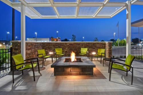 SpringHill Suites Holland - image 7
