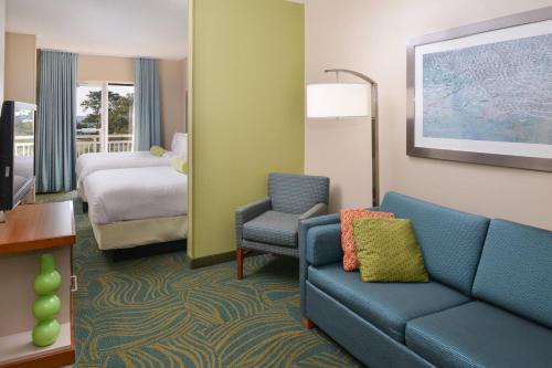 SpringHill Suites by Marriott Charleston Downtown/Riverview - image 9