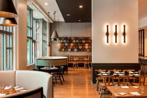 Le Meridien Boston Cambridge - image 6