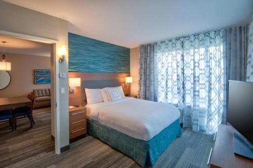 TownePlace Suites by Marriott Miami Airport - image 14