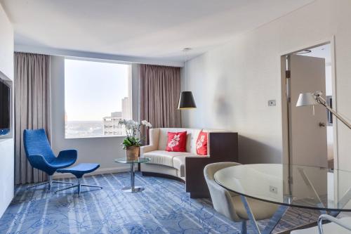 Sydney Harbour Marriott Hotel at Circular Quay - image 8