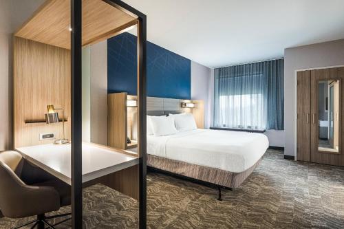 SpringHill Suites Charleston-North Charleston near Audubon Swamp Garden