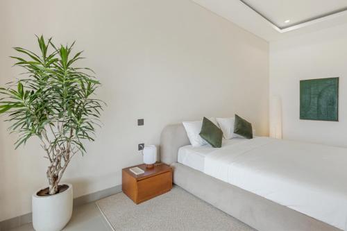 Villa Hijau with 3 BR and Rooftop in Center of Berawa, Bali