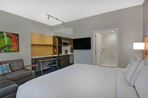 TownePlace Suites by Marriott Sarasota/Bradenton West - image 6