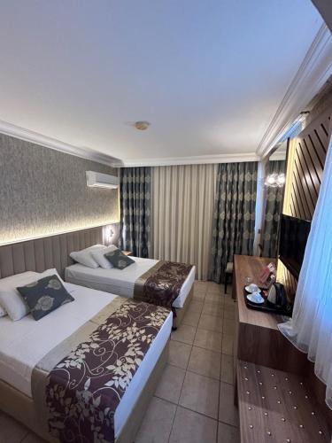 Kandelor Hotel - image 10