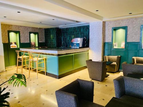 Pub/salon, Oscar Hotel in Rabat