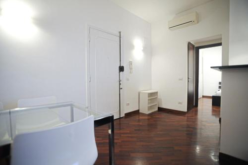 Ponte Milvio Cozy 1BR Apartment, Rome (photo 7)