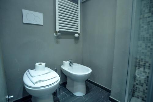 Ponte Milvio Cozy 1BR Apartment, Rome (photo 9)