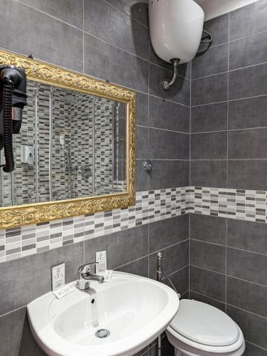 Hotel Philia - image 11