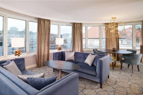 Sheraton Grand Warsaw - image 9
