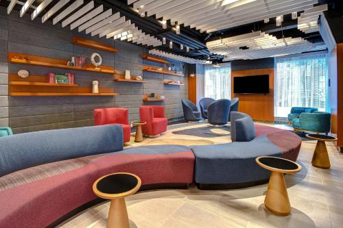 SpringHill Suites by Marriott New York Midtown Manhattan/Park Ave - image 2