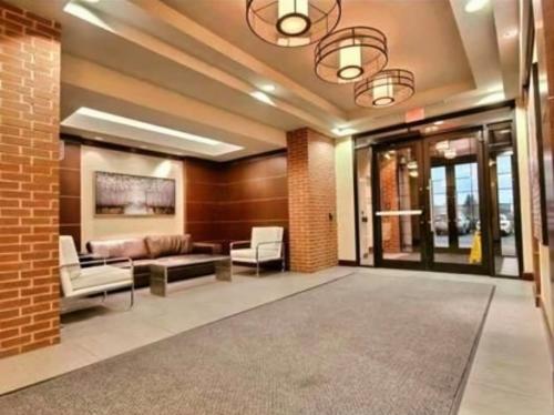 Balcony/terrace, Minimum one month - Room with Ensuite Bathroom in fairly new 2 rooms, 2 bathrooms condo in Alta Vista