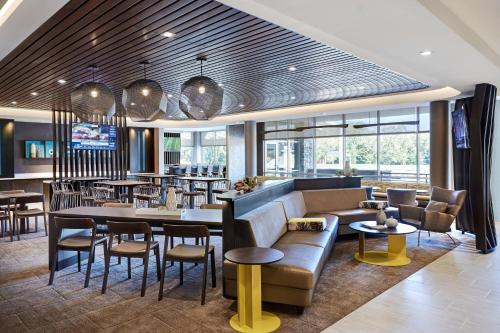 SpringHill Suites by Marriott Cleveland Independence - image 9