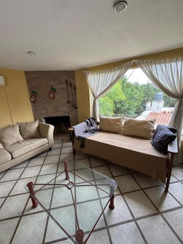 Hermosa Casa con Pileta Compartida a Dos Cuadras del Río