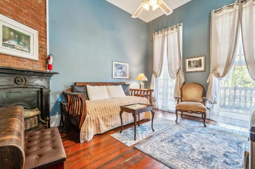 Garden District Bed and Breakfast - image 6